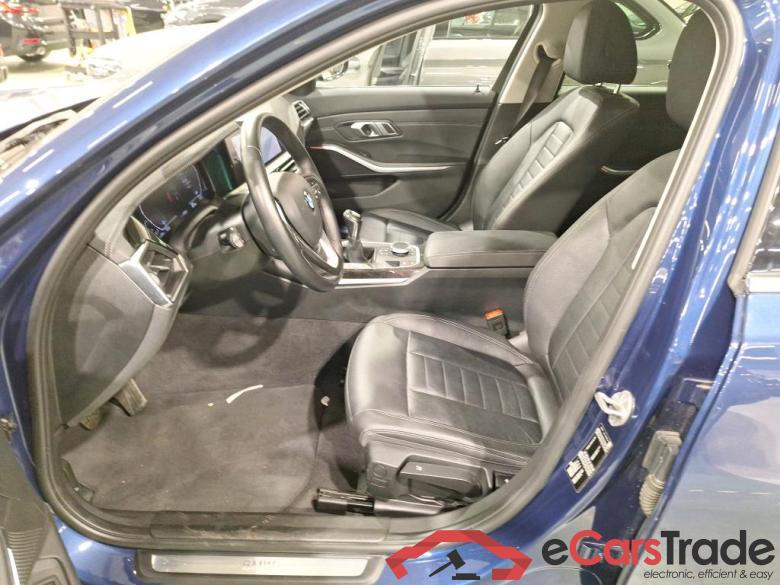 BMW 3 SERIES TOURING 2.0 318D (100KW) TOURING Model Luxury #5