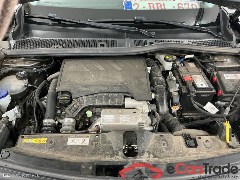 PEUGEOT 2008 1.2 PURETECH 74KW S-S ALLURE #6