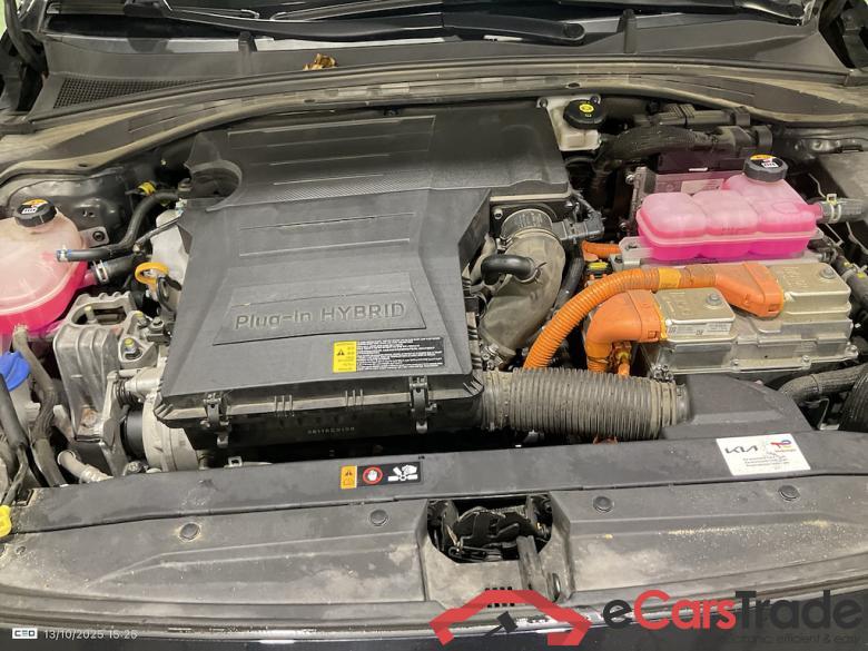 KIA CEE'D SPORTSWAGON 1.6 GDI PHEV BUSINESS LINE DCT #6