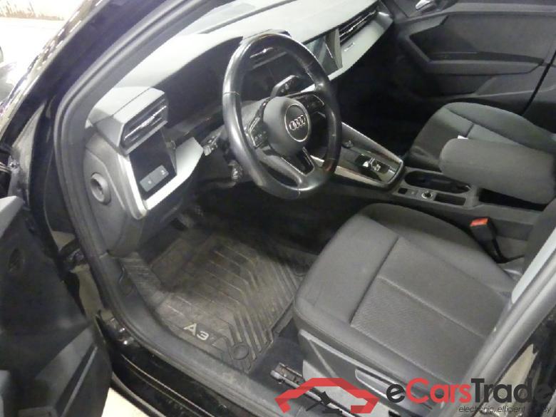 AUDI A3 35 TDI Sportback S tronic 5d 110kW #4