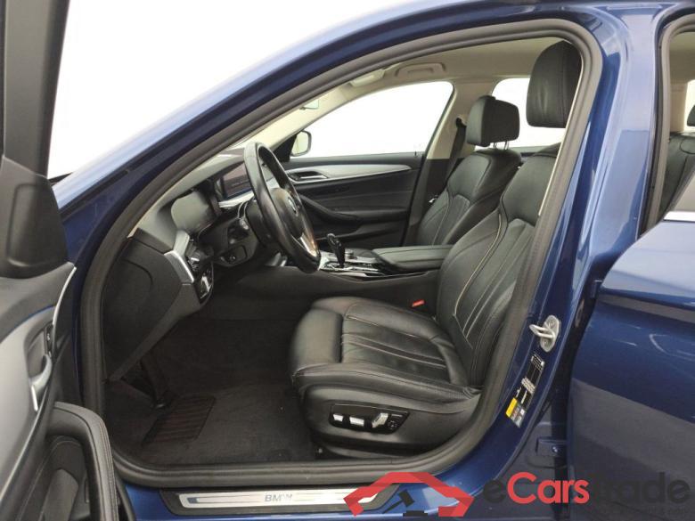 BMW 5 TOURING - 2020 530eA 184hp PHEV 5d #3