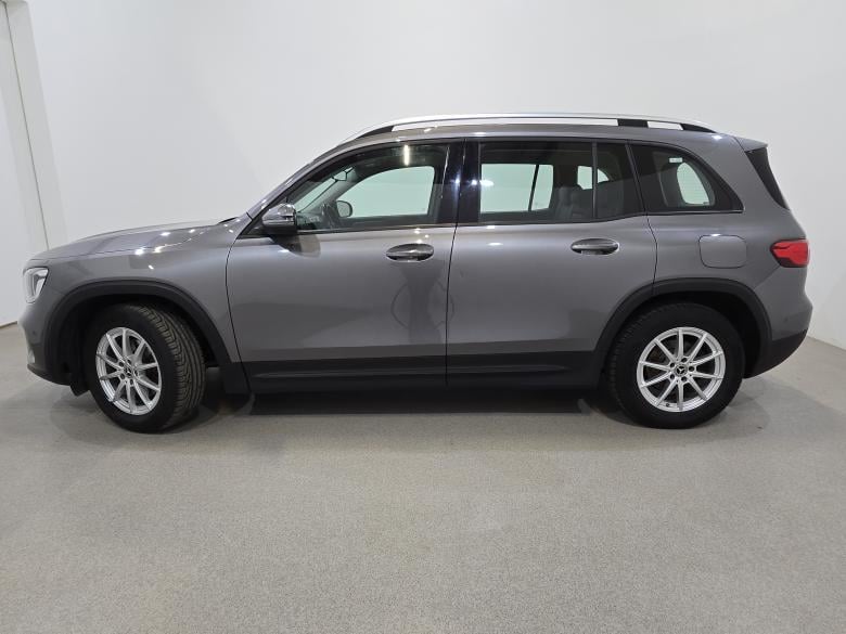 Mercedes GLB 180d Aut. Navi 1/2 Leather KeylessGo Camera Klima PDC ... #2