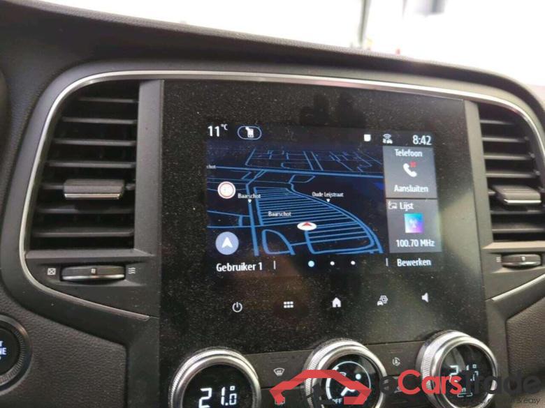 RENAULT Mégane Estate 1.3 TCe140 Equilibre #6