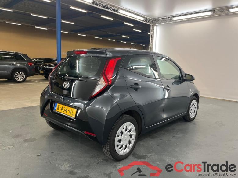 TOYOTA Aygo 1.0vvti x-play 53kW x-shift aut  #4