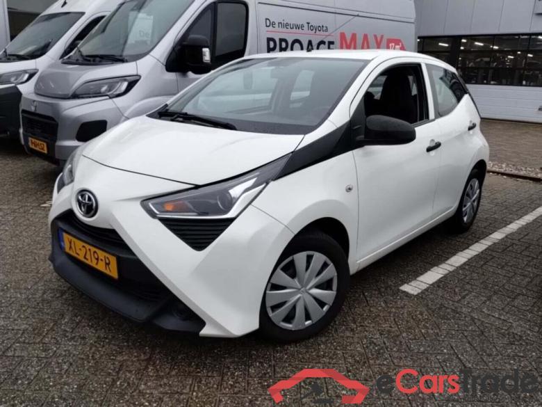 TOYOTA Aygo 1.0 VVT-i x-fun #1