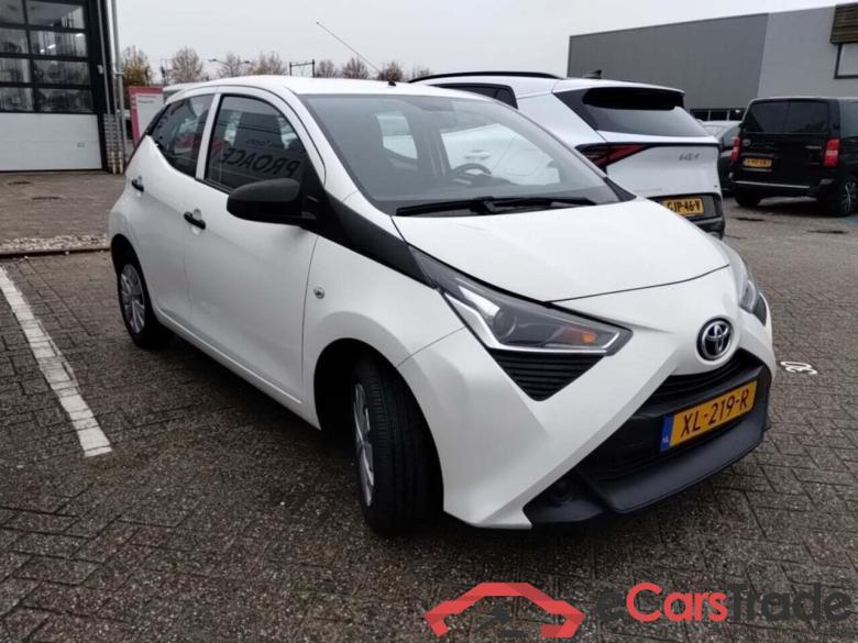 TOYOTA Aygo 1.0 VVT-i x-fun #2