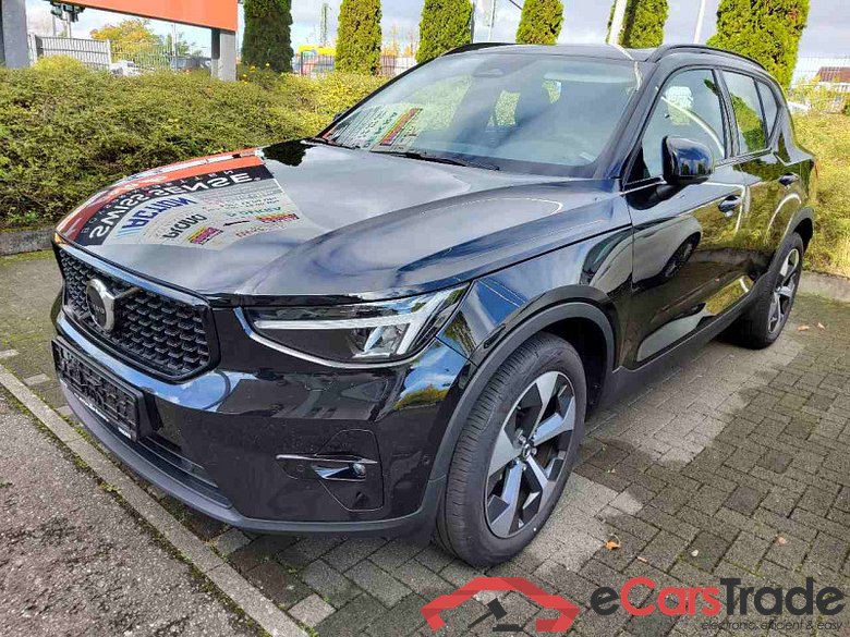 Volvo XC40 (2017->) DE - SUV5 B4 2WD EU6d, Plus Dark (EURO 6d), (Facelift) 2022 - 2024 #1