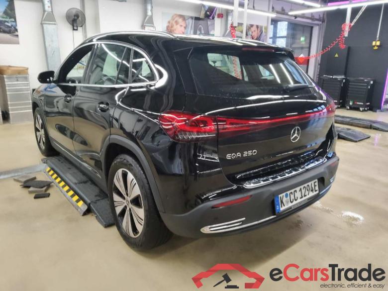 Mercedes-Benz EQA (BM 243)(02.2021->) DE - SUV5 250, Progressive, (Facelift) 2023 - 2025 #4
