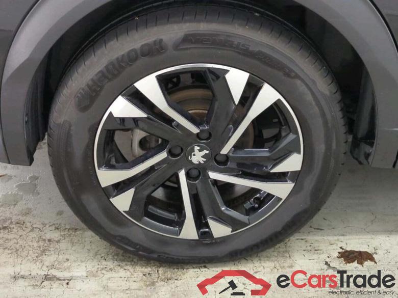 PEUGEOT e-2008 EV Allure 50 kWh #4