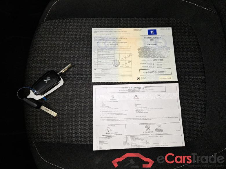 PEUGEOT - PEU 308 SW BlueHDi 130PK Active With Nav 3D & Park Sensors #4