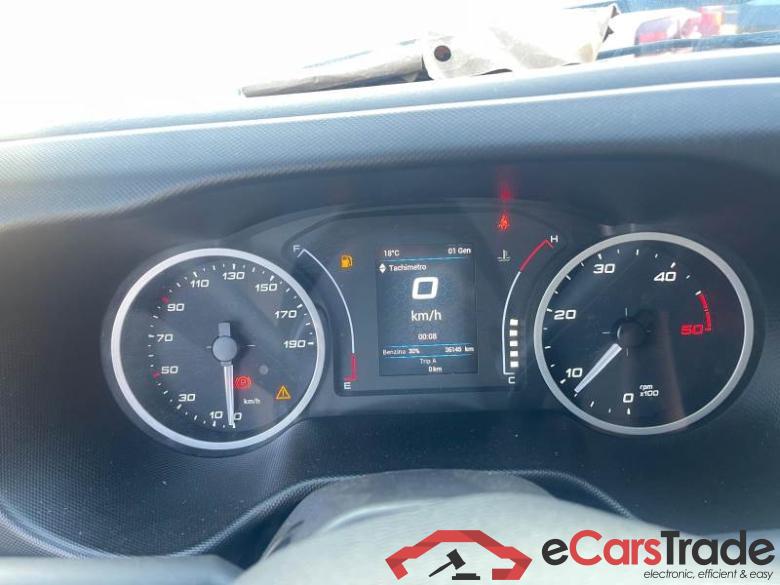 IVECO DAILY / 2021 / 4P / FURGONE 35S14NV 3520L H2 BLUE P. #1