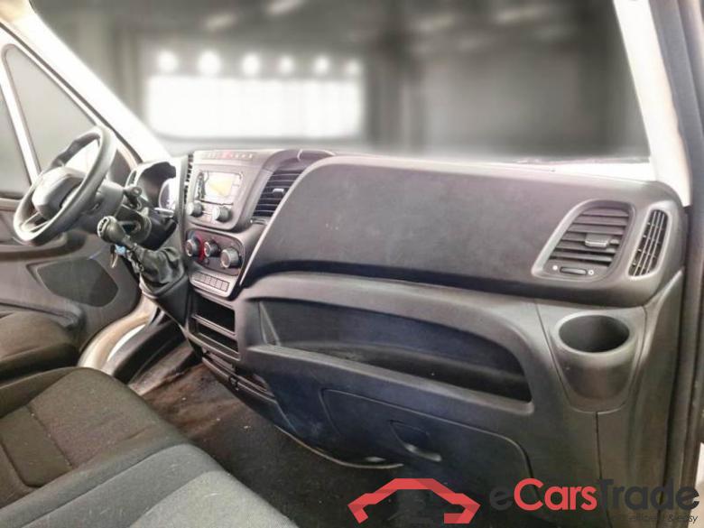 IVECO DAILY / 2021 / 4P / FURGONE 35S14NV 3520L H2 BLUE P. #4