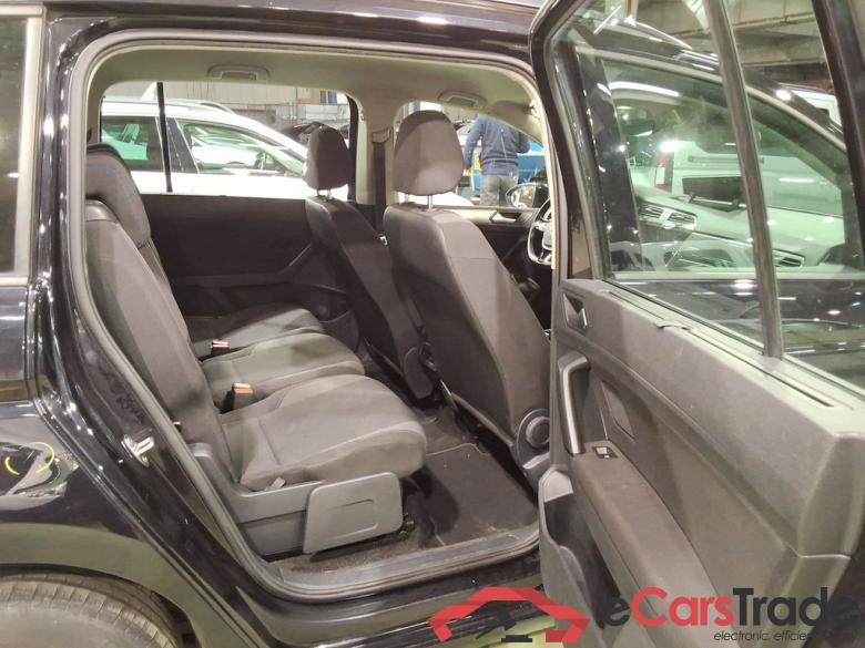 VOLKSWAGEN TOURAN 1.5 TSI TRENDLINE #5