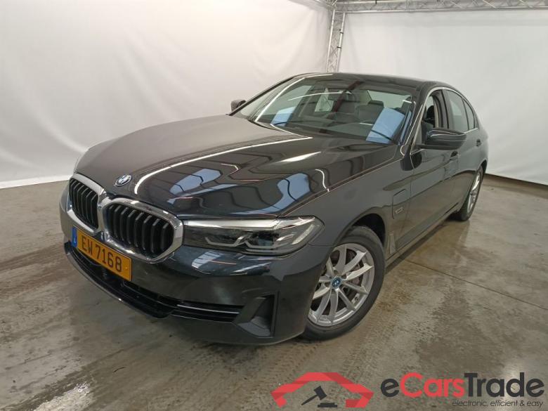 BMW 5 - 2020 545eXA 286 PHEV 4d #1