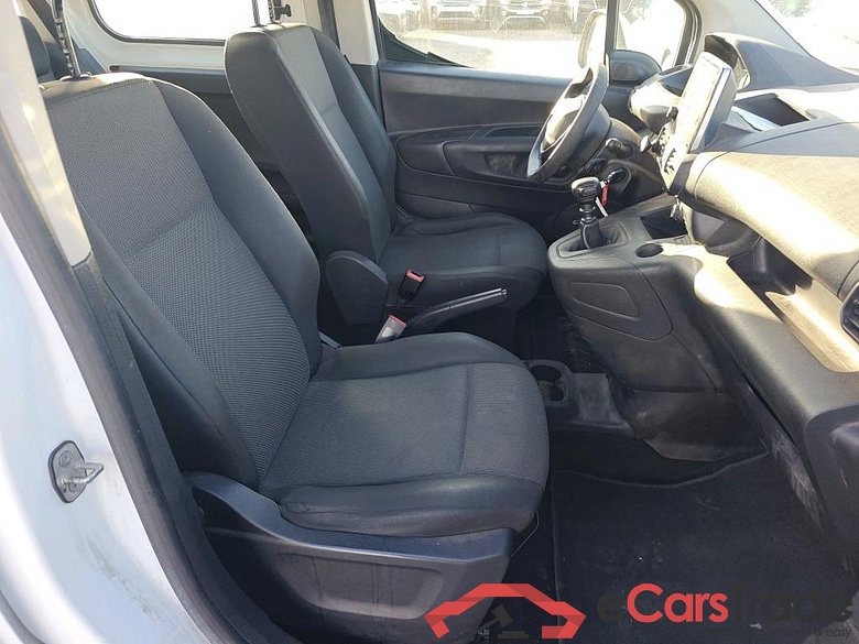 PEUGEOT Rifter / 2018 / 4P / combi Active Standard BlueHDi 73kW (IND) (CX2) #6