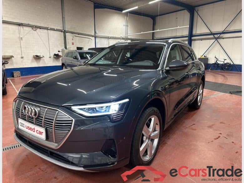 AUDI e-tron Audi e-tron  Advanced 55 quattro 300,00 kW