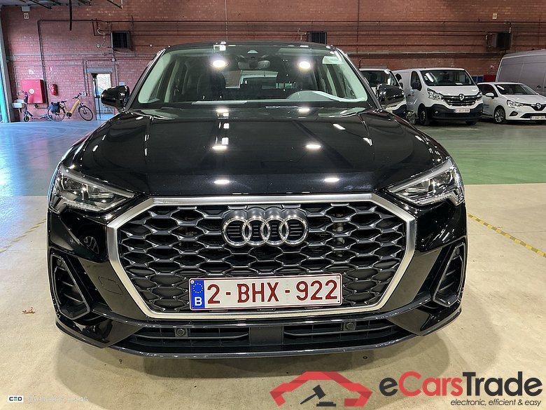 AUDI Q3 Sportback 1.4 45 TFSI E S TRONIC #2
