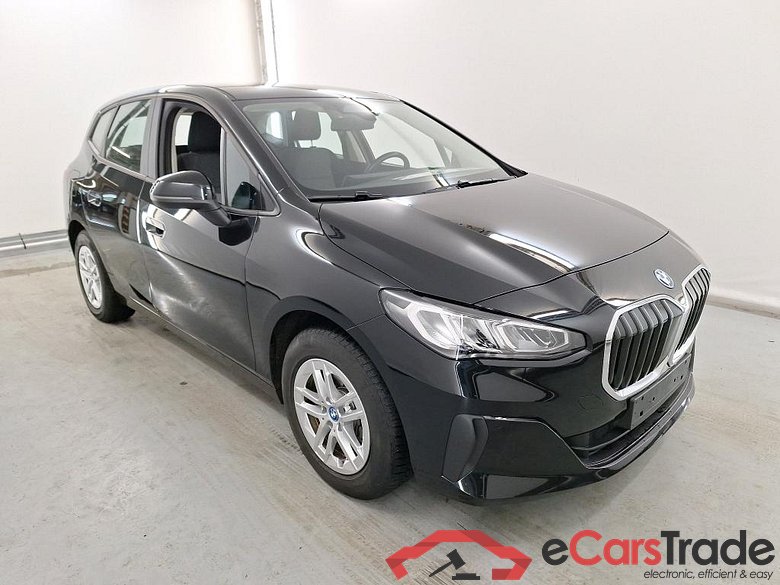 BMW 220e Active Tourer Plug-In Hybrid xDrive  Aut. LED LC-Pro Navi KeylessGo Camera Klima PDC ... #2