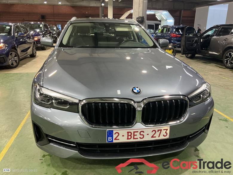 BMW 5 TOURING DIESEL - 2020 518 dA MHD #2