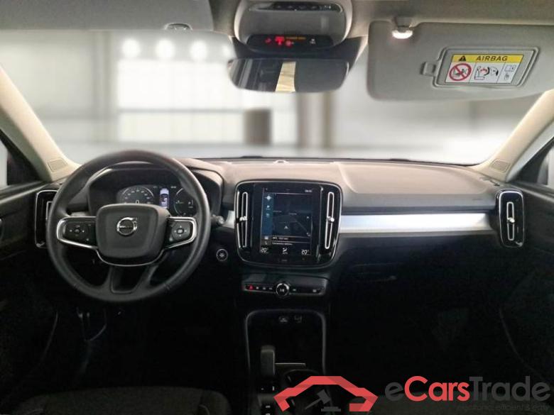 VOLVO XC40 / 2017 / 5P / SUV T4 PLUG-IN HYBRID AUTO RECH INSCRIP EXPR #3