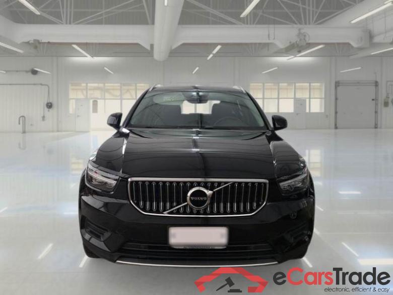 VOLVO XC40 / 2017 / 5P / SUV T4 PLUG-IN HYBRID AUTO RECH INSCRIP EXPR #6