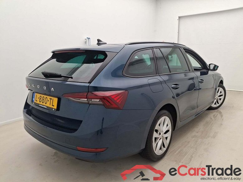 SKODA Octavia Combi 1.0 TSI Business #2