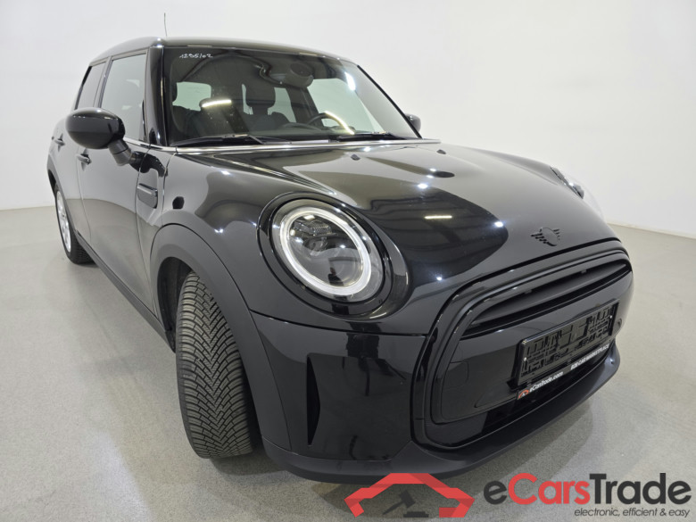 Mini Cooper Facelift 1.5i 136Hp Aut. LED-Xenon Virtual Ambient Navi 1/2 Sport-Leather KeylessGo Klima PDC ... #3