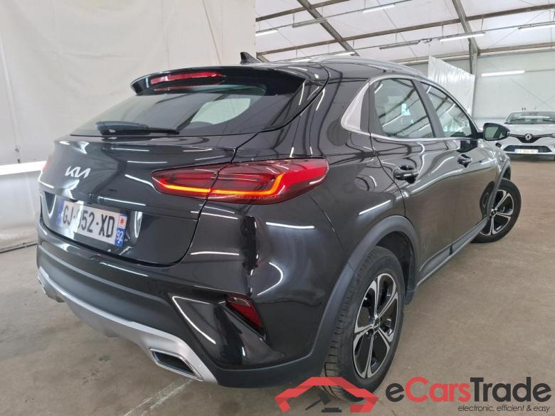 KIA XCeed / 2022 / 5P / Crossover 1.6 GDI PHEV ACTIVE BUS DCT6 #3