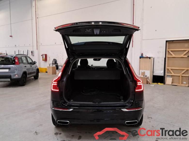 VOLVO XC60 / 2017 / 5P / SUV T8 PLUG-IN AWD AUTO RECHARGE INSCR. #5