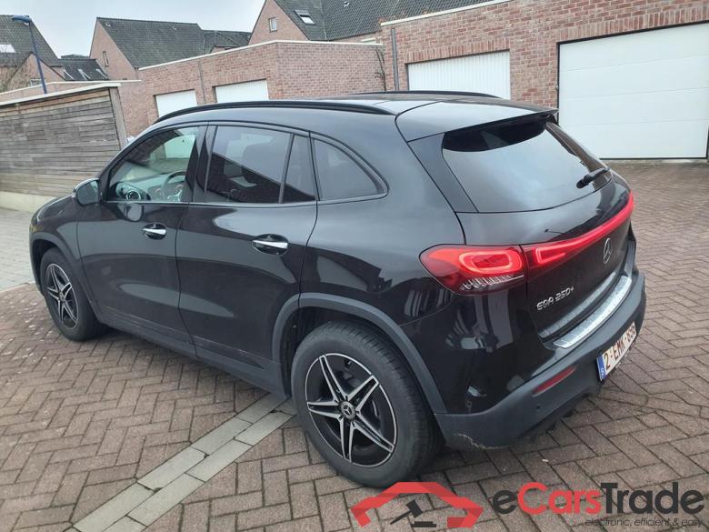 MERCEDES-BENZ EQA (H243) - 2024 70.5 kWh 250+ AMG Line #2