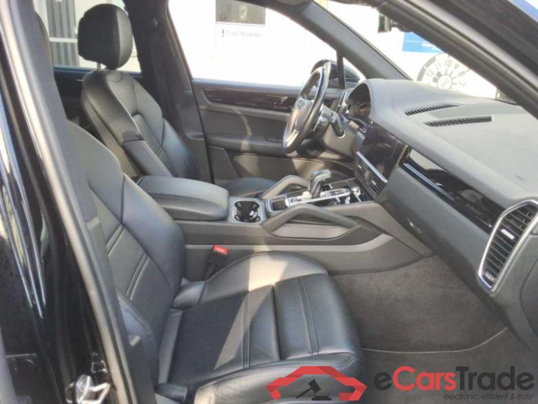 Porsche Cayenne (Typ 9YA)(08.2017->) DE - SUV5 EU6d, OPF (EURO 6d), 2020 - 2023 #3