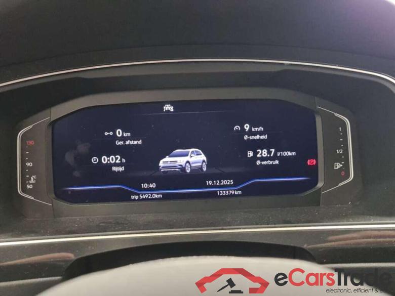 VOLKSWAGEN Tiguan 1.5 TSI Life Business DSG #5