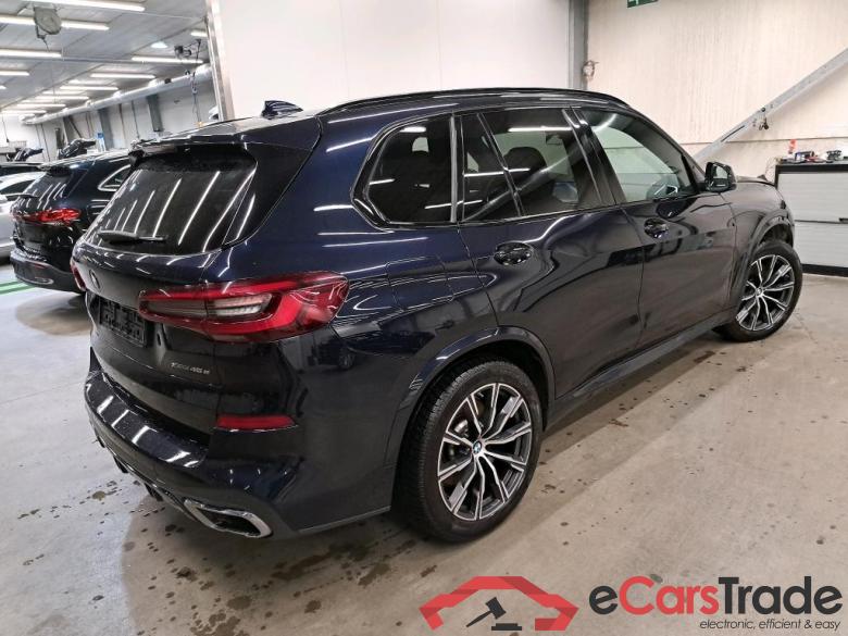 MERCEDES - BMW X5 xDrive45e 394PK M Sport Pack Innovation & Business Plus With Vernasca Heated Front & Rear Seats & Travel & Innovation & Sky Lounge & Harman Kardon & Towing Hook & 20 Inch  * HYBRID * #2