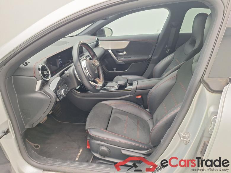Mercedes, CLA-Class SB '19, Mercedes-Benz CLA Shooting Brake CLA 180 d Aut. 5d #3