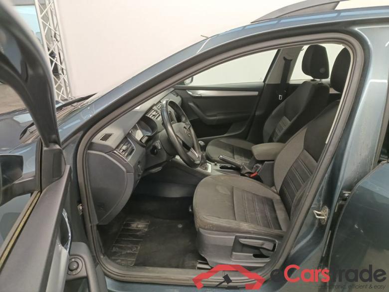 Skoda Octavia Combi 1.6 CRTDI GreenTec 85kW Ambition 5d #3
