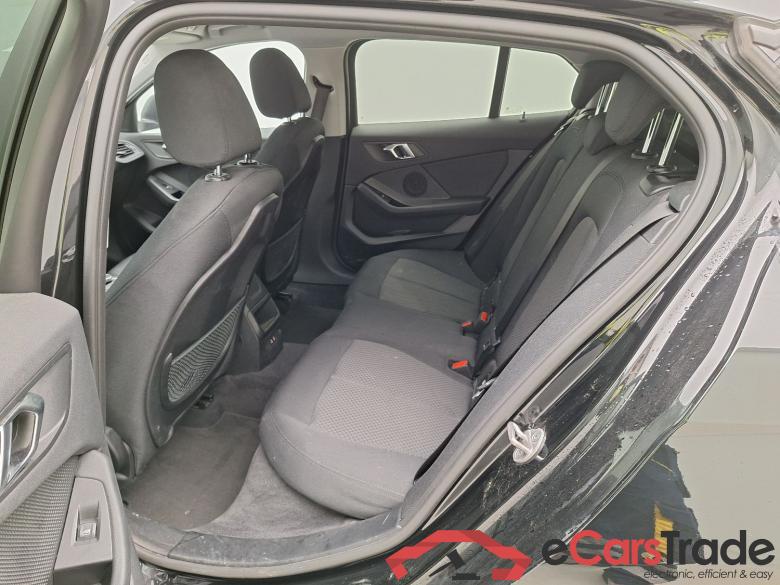 BMW, 1-serie '19, BMW 1 Reeks Hatch 118iA (100 kW) 5d #4