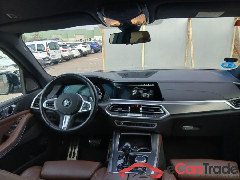 BMW X5 / 2018 / 5P / todoterreno xDrive45e #3