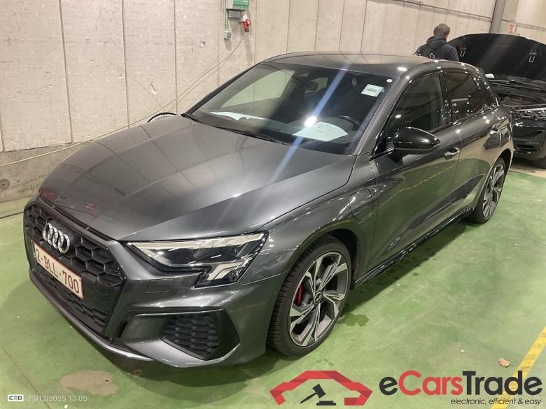 AUDI A3 SPORTBACK 1.4 45 TFSI E S TR. COMPETITION SPORTB. #3