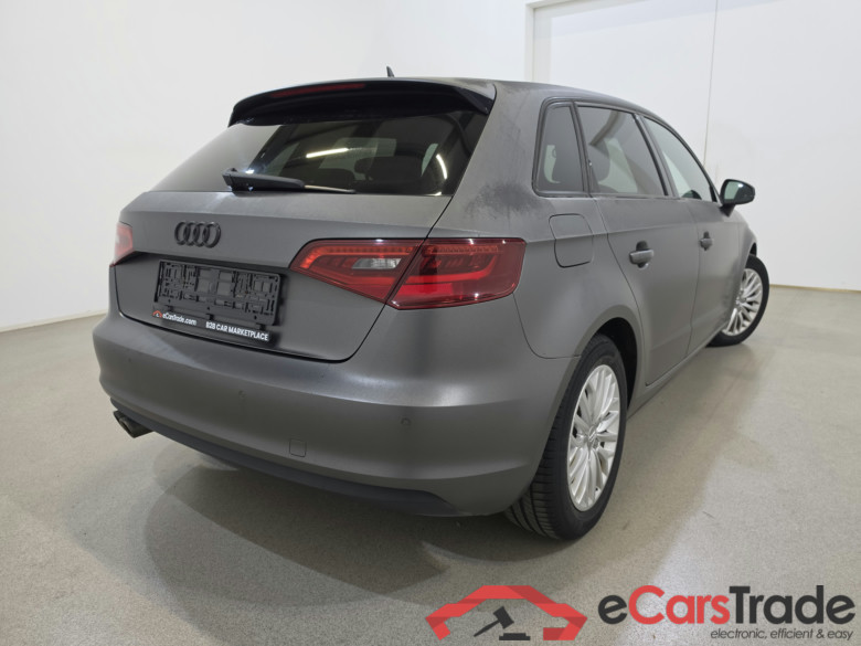 Audi A3 SB 2.0 TDi Matte Xenon Navi Leather Klima PDC ... #4