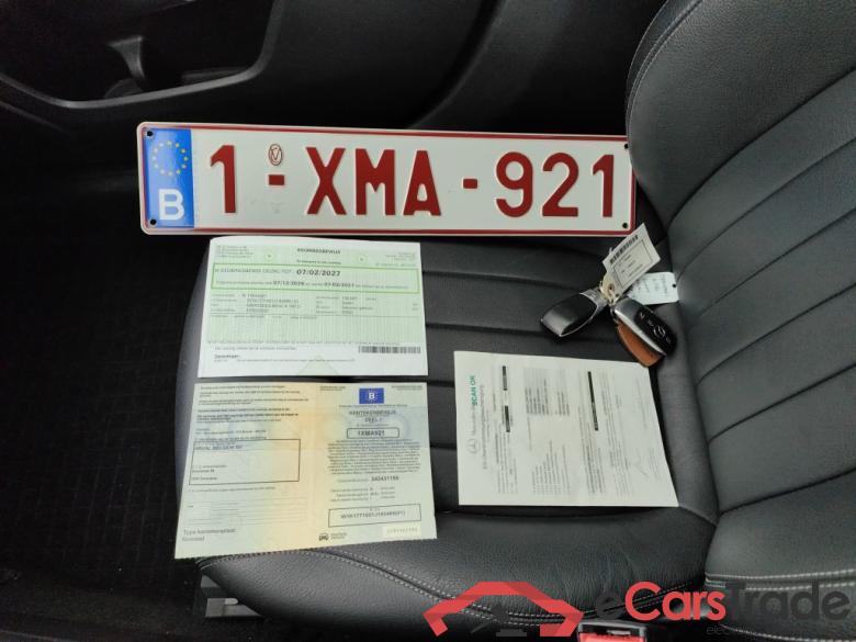 Mercedes-Benz A-Klasse Limousine A 180 d DCT Launch Edition 4d #4