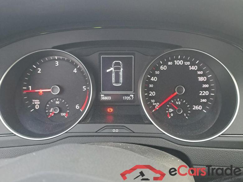 VOLKSWAGEN Passat / 2019 / 5P / familiar Variant Business 2.0 TDI 110kW #4