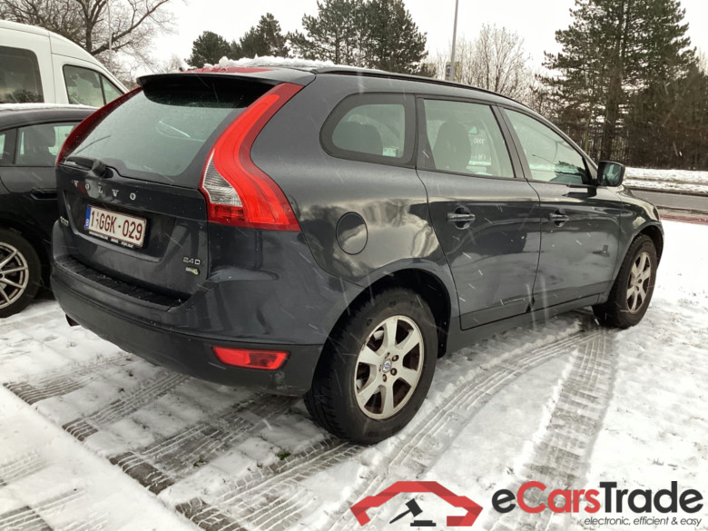 Volvo XC60 2.4D 175Hp Klima ... #3
