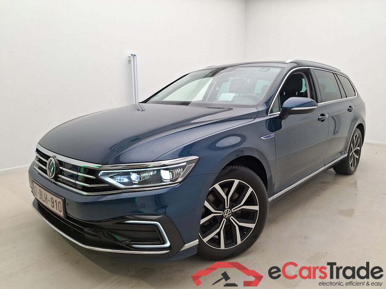 VOLKSWAGEN PASSAT VARIANT 1.4 GTE BUSINESS DSG6