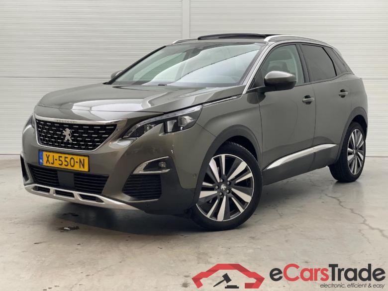 PEUGEOT 3008 1.2 PureTech Allure #1