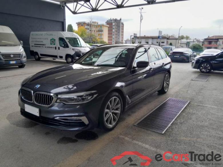 BMW SERIE 5 / 2016 / 5P / STATION WAGON 530D 183KW LUXURY AUTO TOURING #1