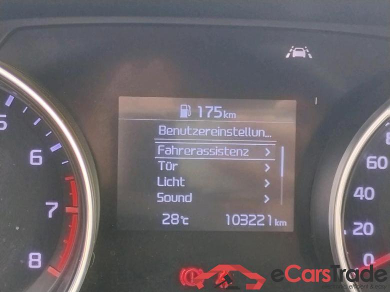 KIA Ceed / 2018 / 5P / berlina con portón 1.0 T-GDi 88kW (120CV) Concept #5