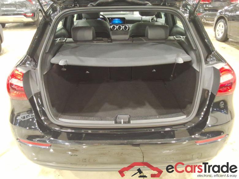 MERCEDES-BENZ CLASS A DIESEL (W177) A 180 d Business Solution #3