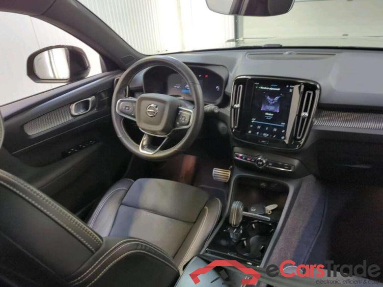 VOLVO XC40 Recharge P8 AWD RDes #3