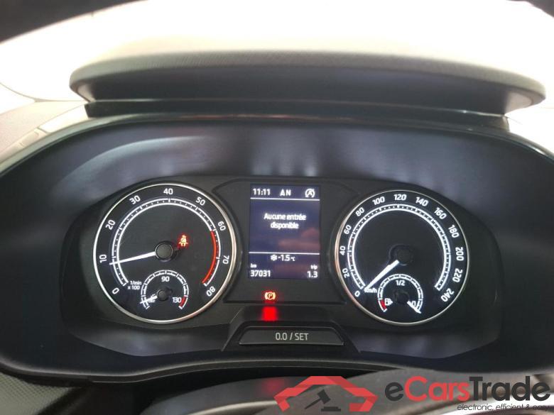 Fabia Ambition 1.0 MPI 80CV BVM5 E6d #6