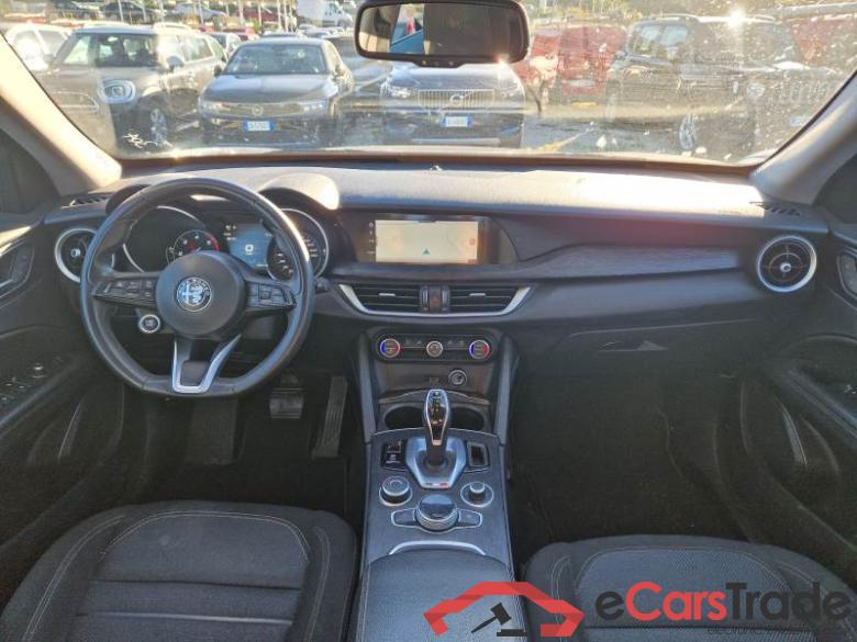 ALFA ROMEO STELVIO / 2017 / 5P / SUV 2.2 TURBO DIESEL 190CV BUSINESS AT8 Q4 #3